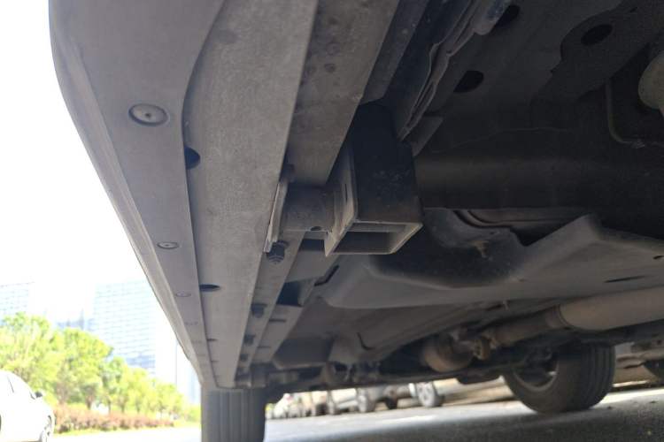 Used Land Rover Discovery Sport 2016 2.0T SE Chassis Rear Left
