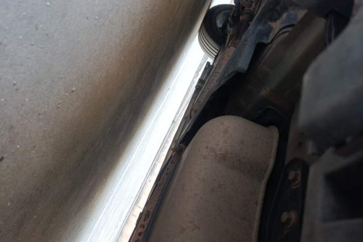 Used Land Rover Discovery Sport 2016 2.0T SE Chassis Rear Left