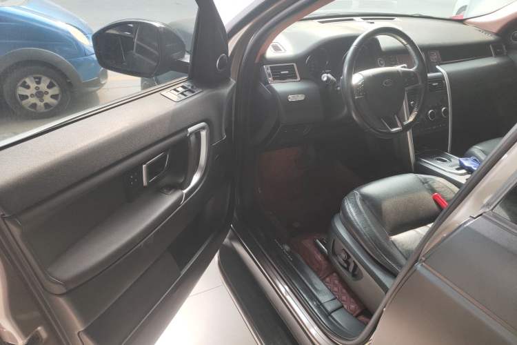 Used Land Rover Discovery Sport 2016 2.0T HSE Driver Seat