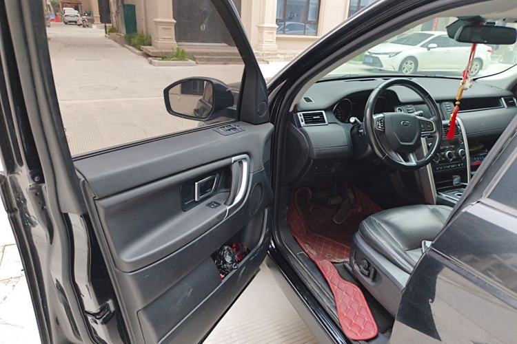 Used Land Rover Discovery Sport 2016 2.0T SE Driver Seat