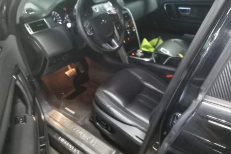 Used Land Rover Discovery Sport 2016 2.0T HSE Driver Seat