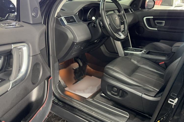 Used Land Rover Discovery Sport 2016 2.0T SE Driver Seat
