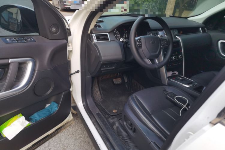 Used Land Rover Discovery Sport 2016 2.0T SE Driver Seat