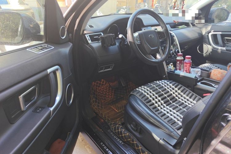 Used Land Rover Discovery Sport 2016 2.0T SE Driver Seat