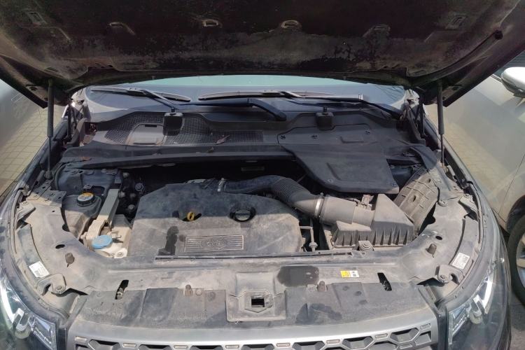 Used Land Rover Discovery Sport 2016 2.0T SE Engine Bay