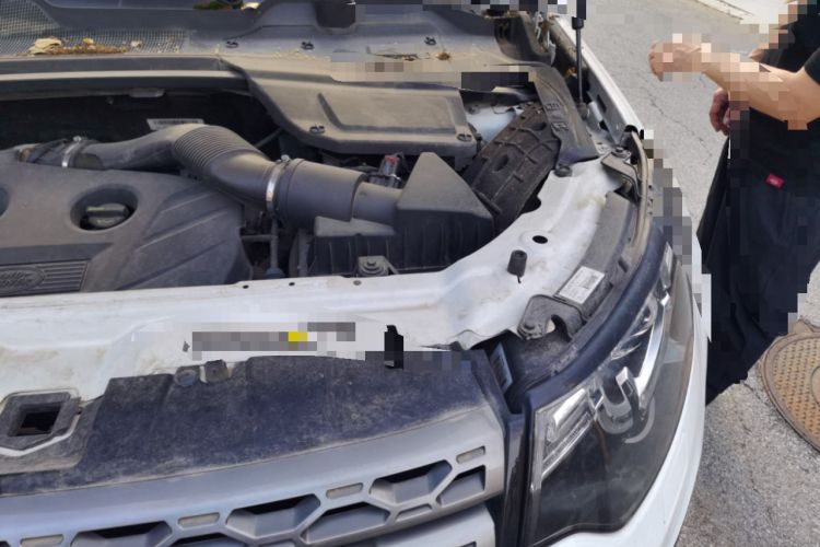 Used Land Rover Discovery Sport 2016 2.0T SE Engine Bay Left