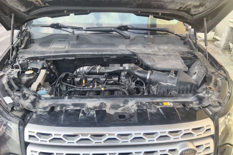 Used Land Rover Discovery Sport 2016 2.0T HSE Engine Bay