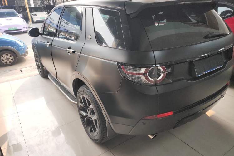 Used Land Rover Discovery Sport 2016 2.0T HSE Exterior 2