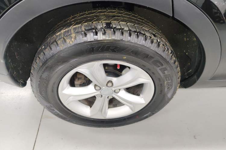 Used Land Rover Discovery Sport 2016 2.0T S Exterior 5