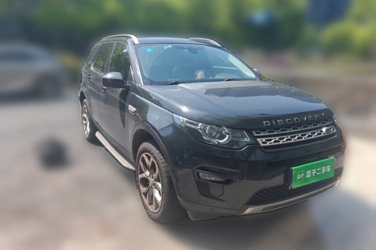 Used Land Rover Discovery Sport 2016 2.0T HSE Front Right 45 Deg