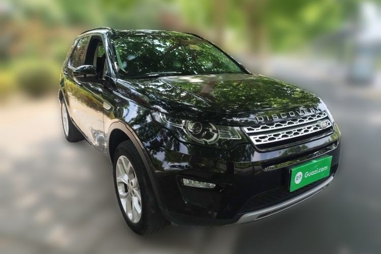 Used Land Rover Discovery Sport 2016 2.0T HSE Front Right 45 Deg