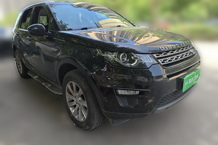 Used Land Rover Discovery Sport 2016 2.0T SE Front Right 45 Deg