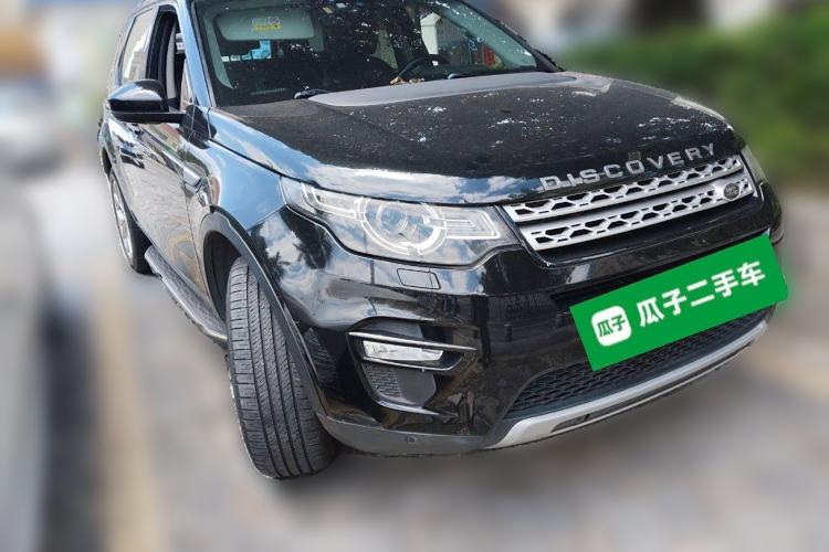Used Land Rover Discovery Sport 2016 2.0T HSE Front Right 45 Deg
