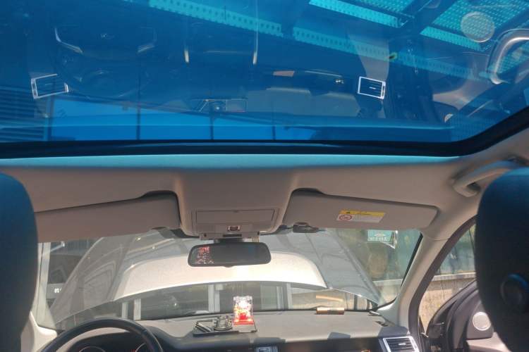 Used Land Rover Discovery Sport 2016 2.0T HSE Headliner