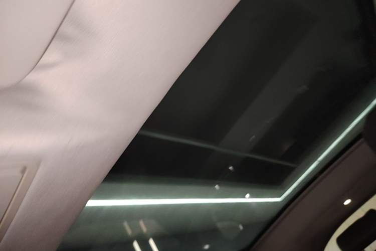 Used Land Rover Discovery Sport 2016 2.0T HSE Headliner