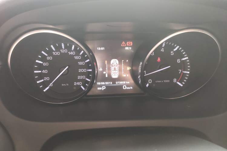 Used Land Rover Discovery Sport 2016 2.0T HSE Instrument Cluster