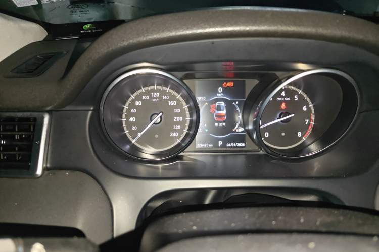 Used Land Rover Discovery Sport 2016 2.0T S Instrument Cluster