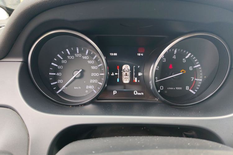 Used Land Rover Discovery Sport 2016 2.0T HSE Instrument Cluster