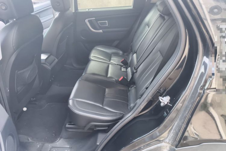 Used Land Rover Discovery Sport 2016 2.0T HSE Interior 4