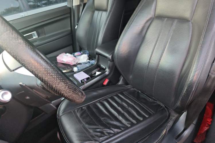 Used Land Rover Discovery Sport 2016 2.0T SE Left Front Seat
