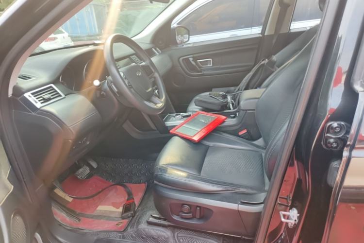 Used Land Rover Discovery Sport 2016 2.0T S Left Front Seat