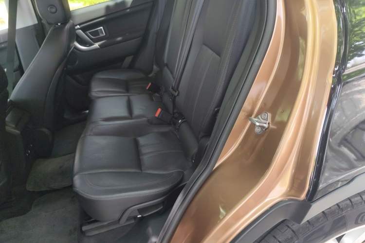 Used Land Rover Discovery Sport 2016 2.0T HSE Left Rear Seat