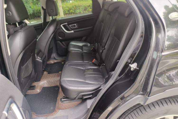 Used Land Rover Discovery Sport 2016 2.0T HSE Left Rear Seat