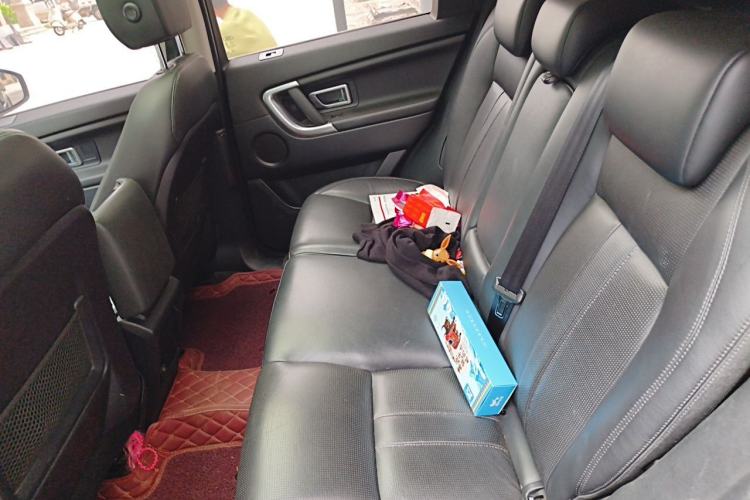 Used Land Rover Discovery Sport 2016 2.0T SE Left Rear Seat