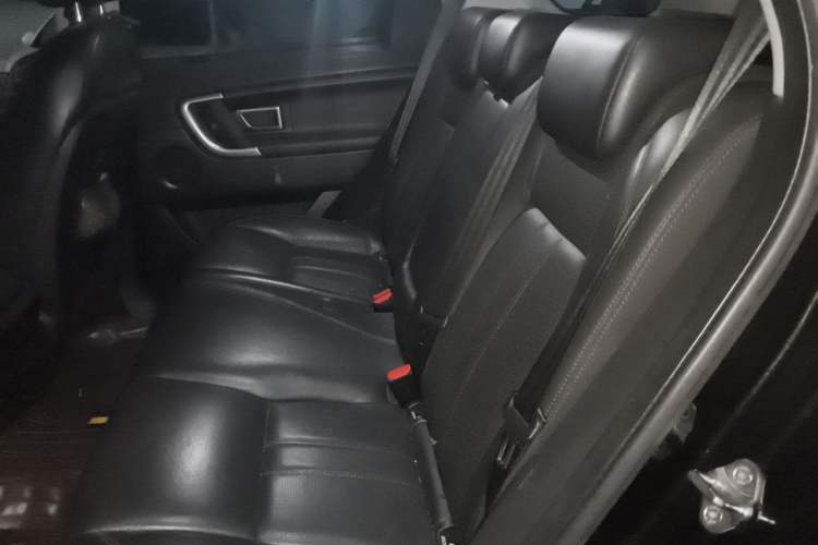 Used Land Rover Discovery Sport 2016 2.0T SE Left Rear Seat