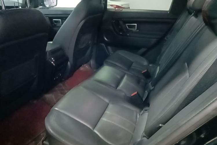 Used Land Rover Discovery Sport 2016 2.0T HSE Left Rear Seat