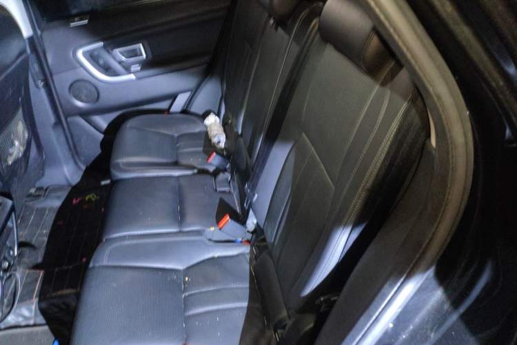 Used Land Rover Discovery Sport 2016 2.0T HSE Left Rear Seat