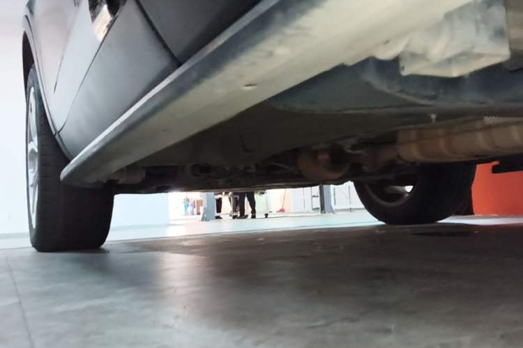 Used Land Rover Discovery Sport 2016 2.0T HSE Left Side Sill