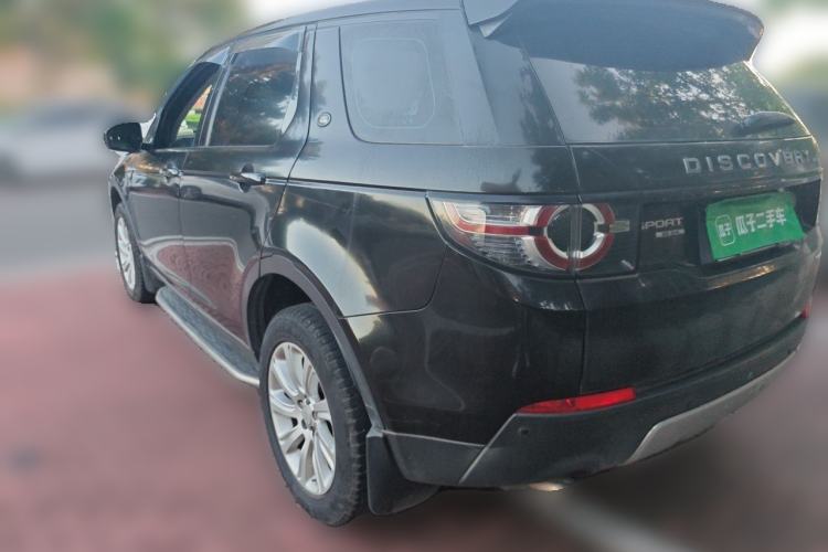 Used Land Rover Discovery Sport 2016 2.0T SE Rear Left 45 Deg