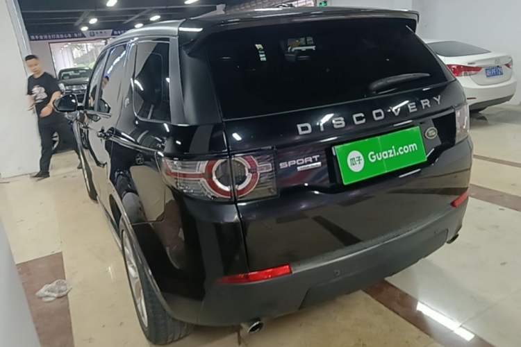 Used Land Rover Discovery Sport 2016 2.0T HSE Rear Left 45 Deg