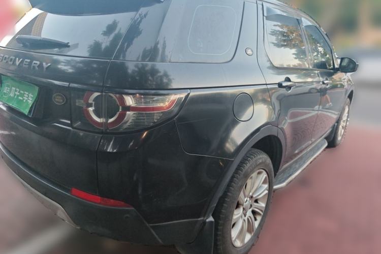Used Land Rover Discovery Sport 2016 2.0T SE Rear Right 45 Deg