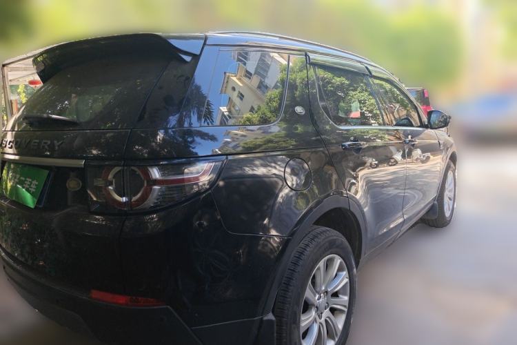 Used Land Rover Discovery Sport 2016 2.0T SE Rear Right 45 Deg