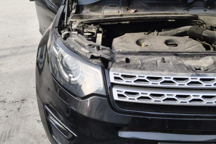 Used Land Rover Discovery Sport 2016 2.0T HSE Right Front Headlight