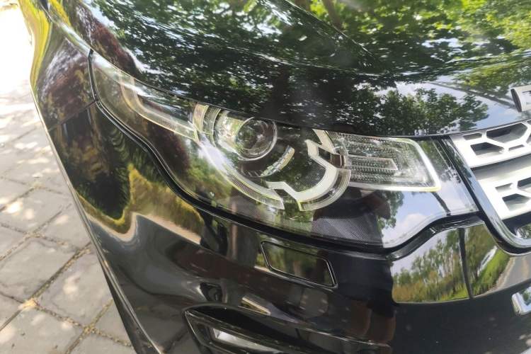 Used Land Rover Discovery Sport 2016 2.0T HSE Right Front Headlight