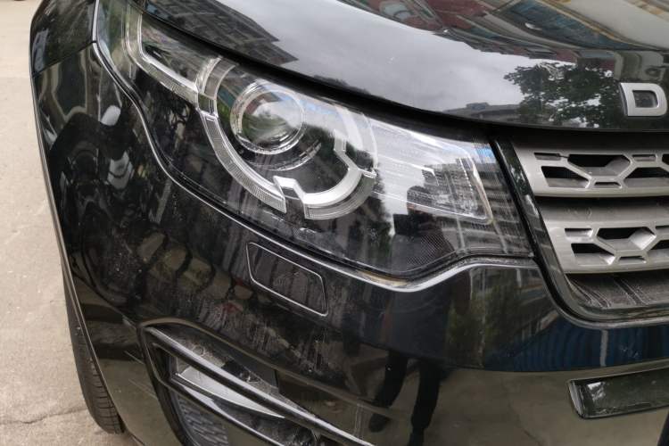 Used Land Rover Discovery Sport 2016 2.0T SE Right Front Headlight