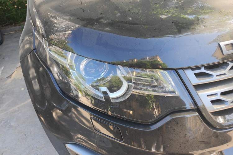 Used Land Rover Discovery Sport 2016 2.0T SE Right Front Headlight