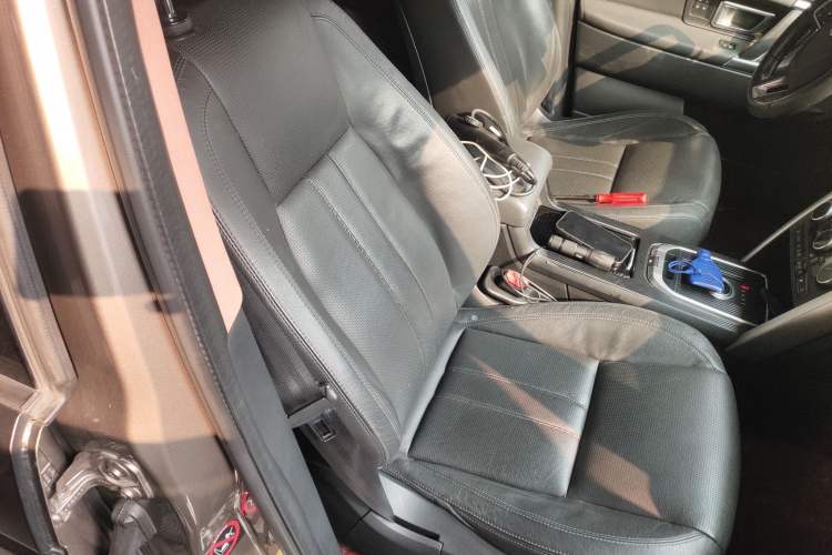 Used Land Rover Discovery Sport 2016 2.0T HSE Right Front Seat
