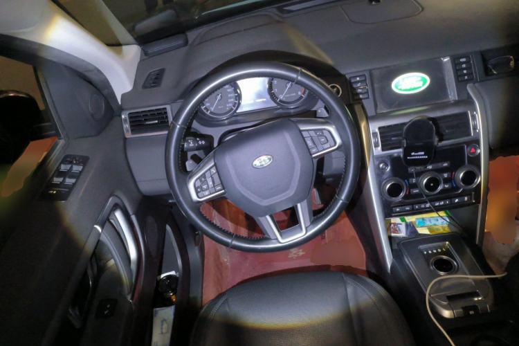 Used Land Rover Discovery Sport 2016 2.0T SE Steering Wheel