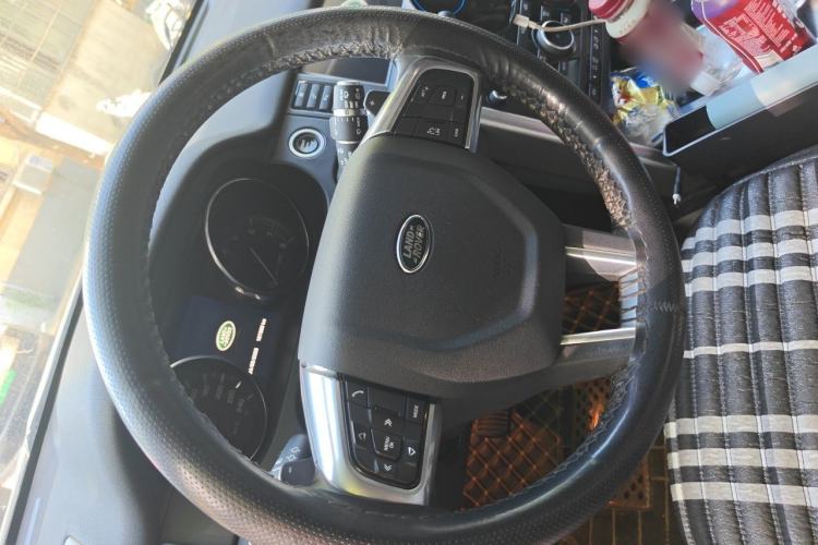 Used Land Rover Discovery Sport 2016 2.0T SE Steering Wheel