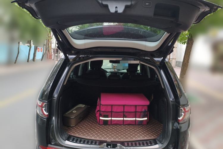 Used Land Rover Discovery Sport 2016 2.0T SE Trunk