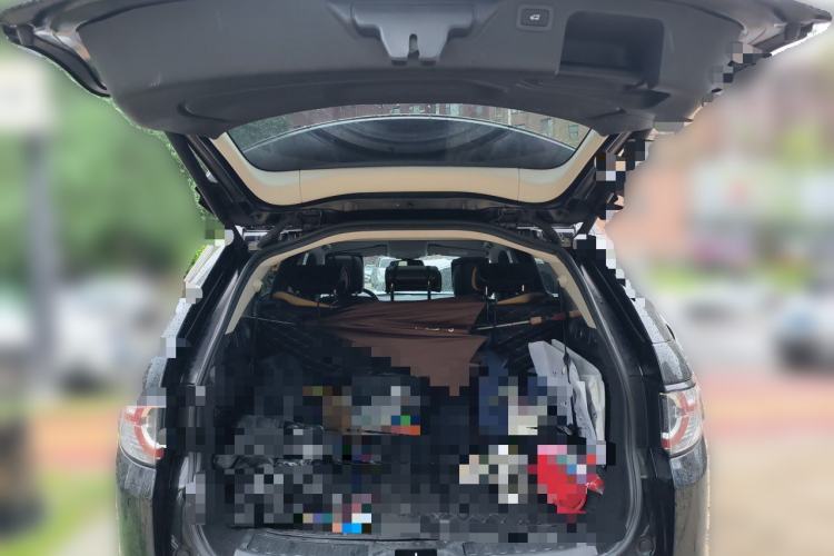Used Land Rover Discovery Sport 2016 2.0T HSE Trunk