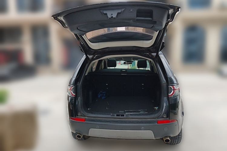 Used Land Rover Discovery Sport 2016 2.0T SE Trunk