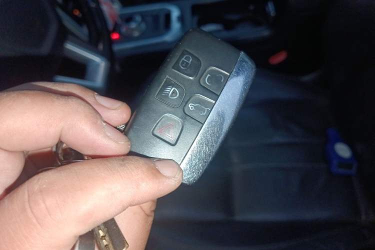 Used Land Rover Discovery Sport 2016 2.0T SE Vehicle Key