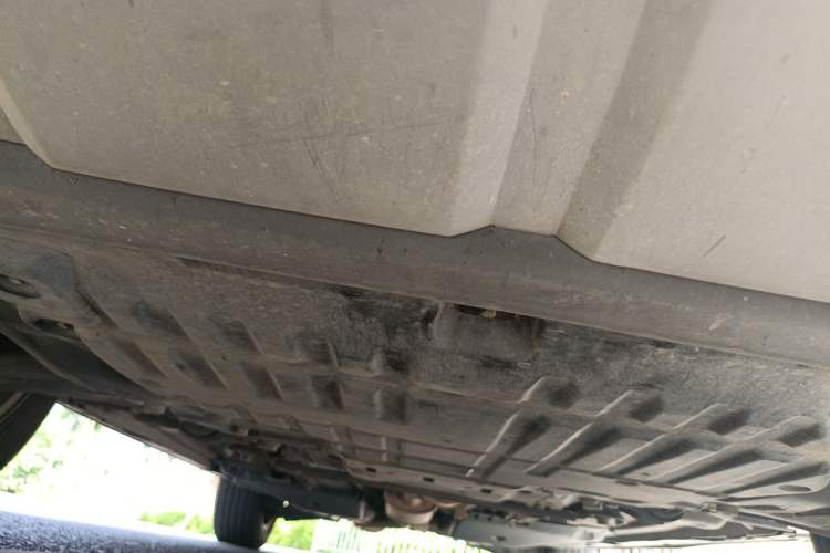 Used Land Rover Discovery Sport 2016 2.0T SE Chassis Front