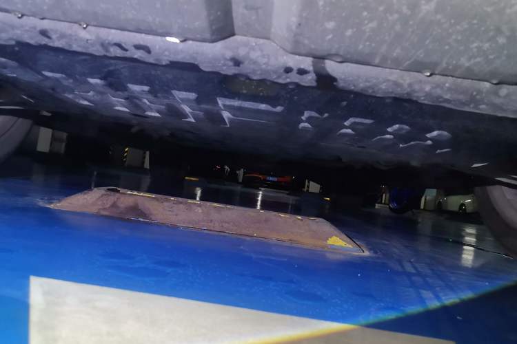 Used Land Rover Discovery Sport 2016 2.0T HSE Chassis Front