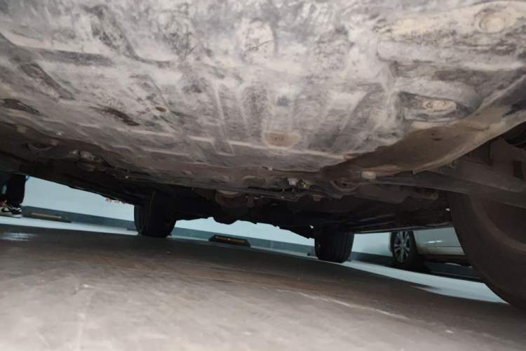 Used Land Rover Discovery Sport 2016 2.0T SE Chassis Front